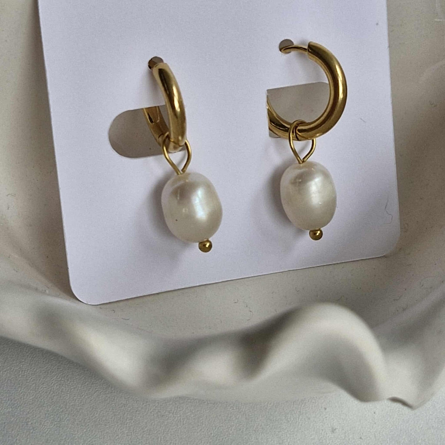 Freshwater Pearl Gold Earrings